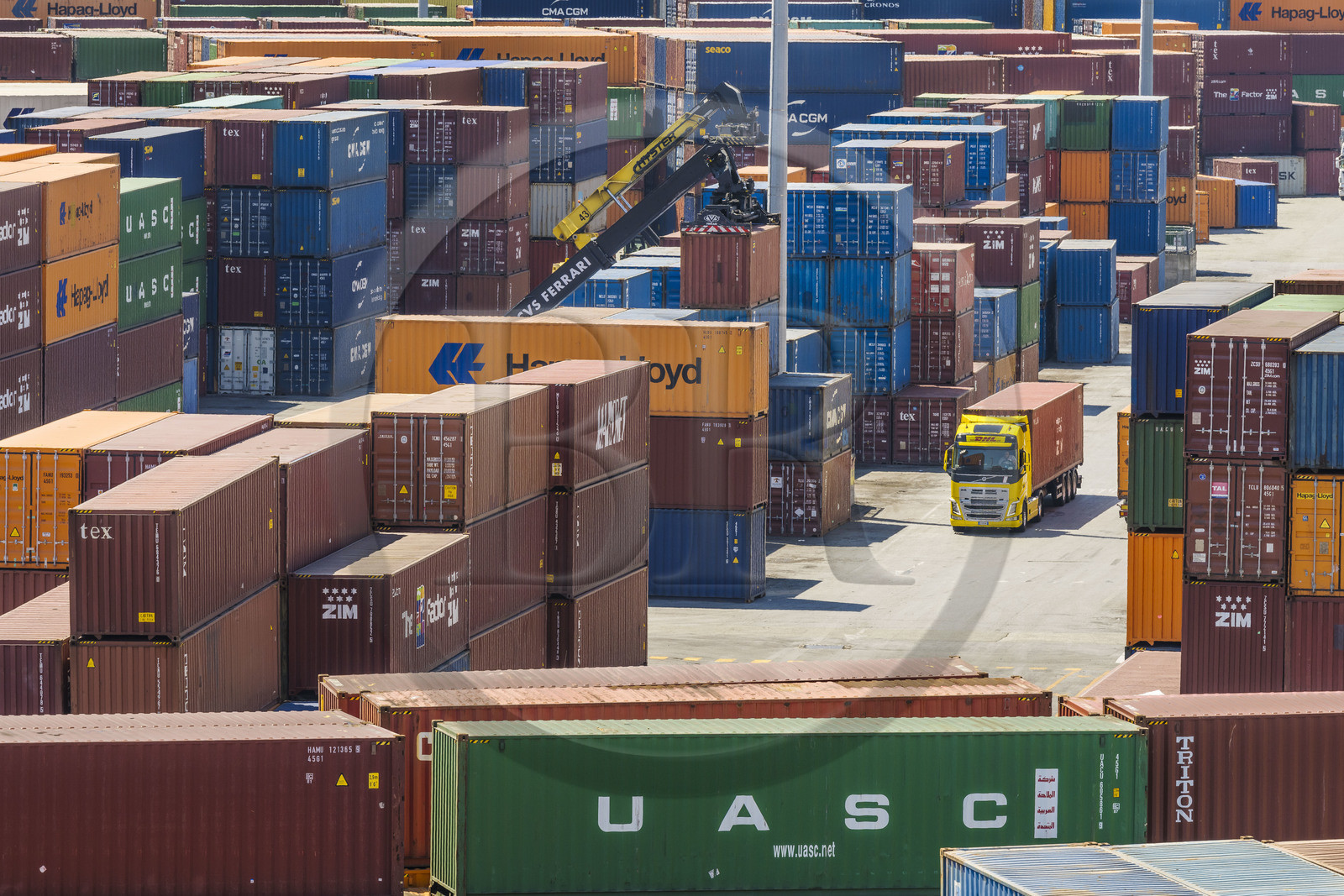 Italie, Ligurie, Gênes, le terminal conteneur du port de commerce