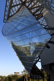 France, Paris, Louis Vuitton Foundation by architect Frank Gehry (a special authorization is required before publication)