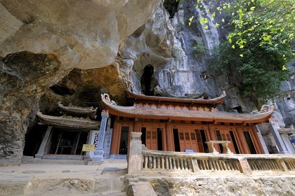 Vietnam, province de Ninh Binh, pagode partiellement troglodytique de Bich Dong, deuxième temple