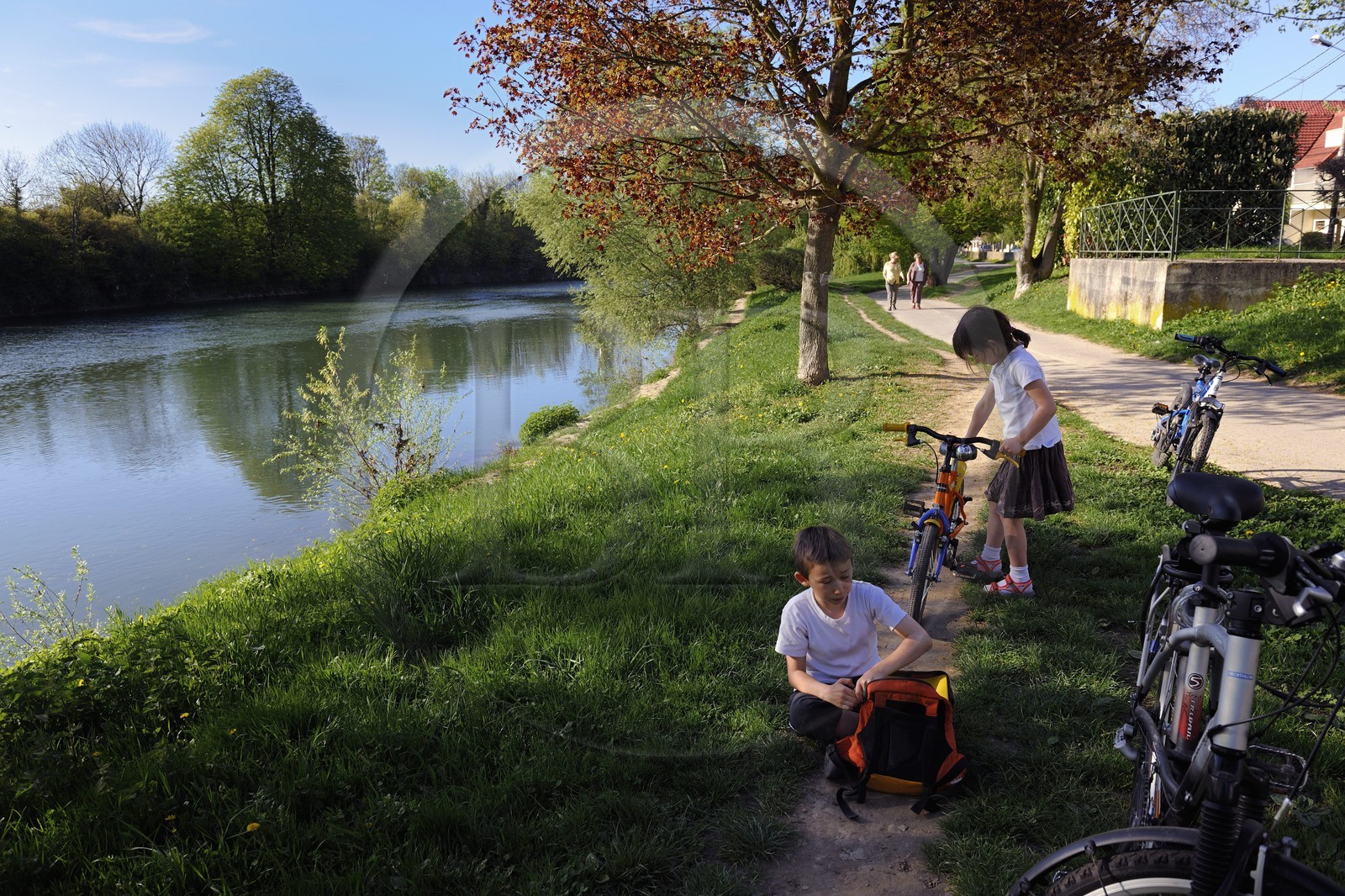 France, Val-de-Marne (94), les bords de Marne, enfants France, Val-de-Marne (94), les bords de Marne, enfants
