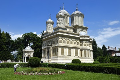 Romania, Wallachia, Muntenia, Arges County, the Curtea de Arges monastery from the early 16th century is now an Episcopal church which houses the necropolis of the early kings of Romania