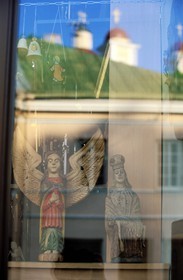 Lithuania (Baltic States), Vilnius, shop for religious objects facing the Russian orthodox Holy Spirit church