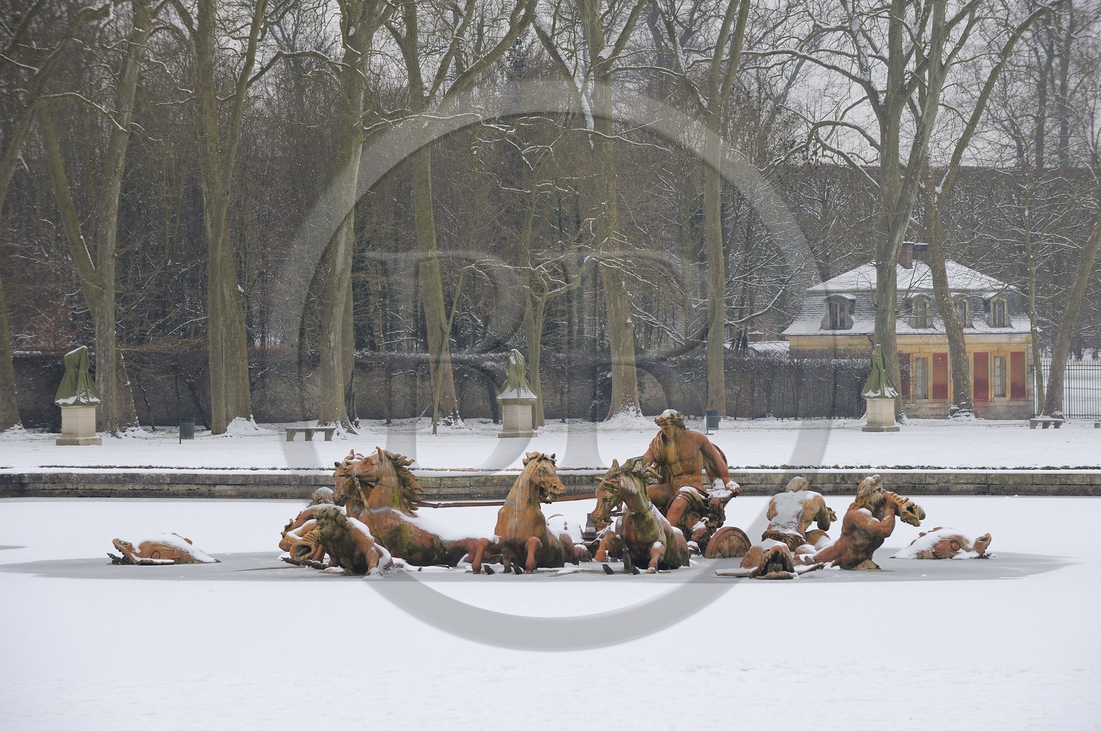France, Yvelines (78), château de Versailles, classé Patrimoine Mondial de l'UNESCO, le bassin d'Apollon par Tuby avec le char d'Apollon