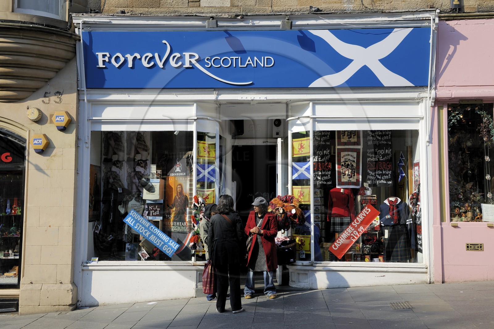 Royaume-Uni, Ecosse, Edimbourg, vieille ville, magasin de souvenirs dans cockburn street