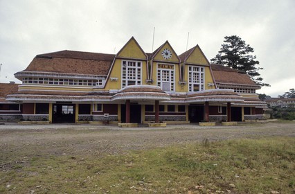 Vietnam, Lam Dong province, Dalat, the station is the terminus of the line from Dalat to Thap Cham (now disused), built in 1932 by two French architects, the main building Art Deco is inspired from the french Deauville Train Station