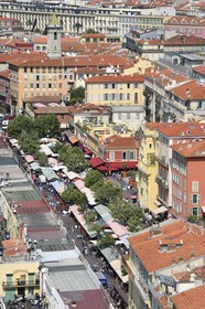 France, Alpes-Maritimes (06), Nice, le cours Saleya dans le vieux Nice