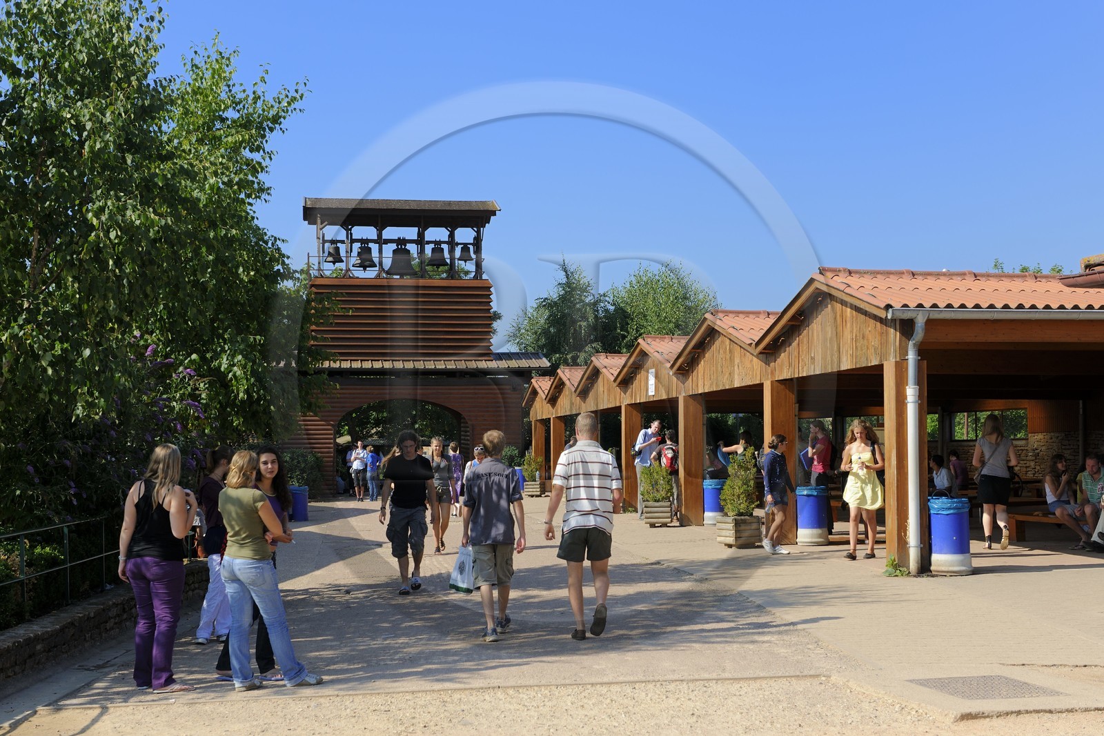 France, Saône et Loire (71), communauté oecuménique de Taizé, carillon de l'église de la Réconciliation