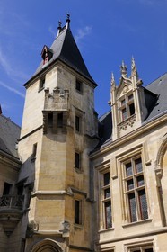 France, Paris (75), hôtel de Sens, siège de la bibliothèque Forney dans le quartier du Marais