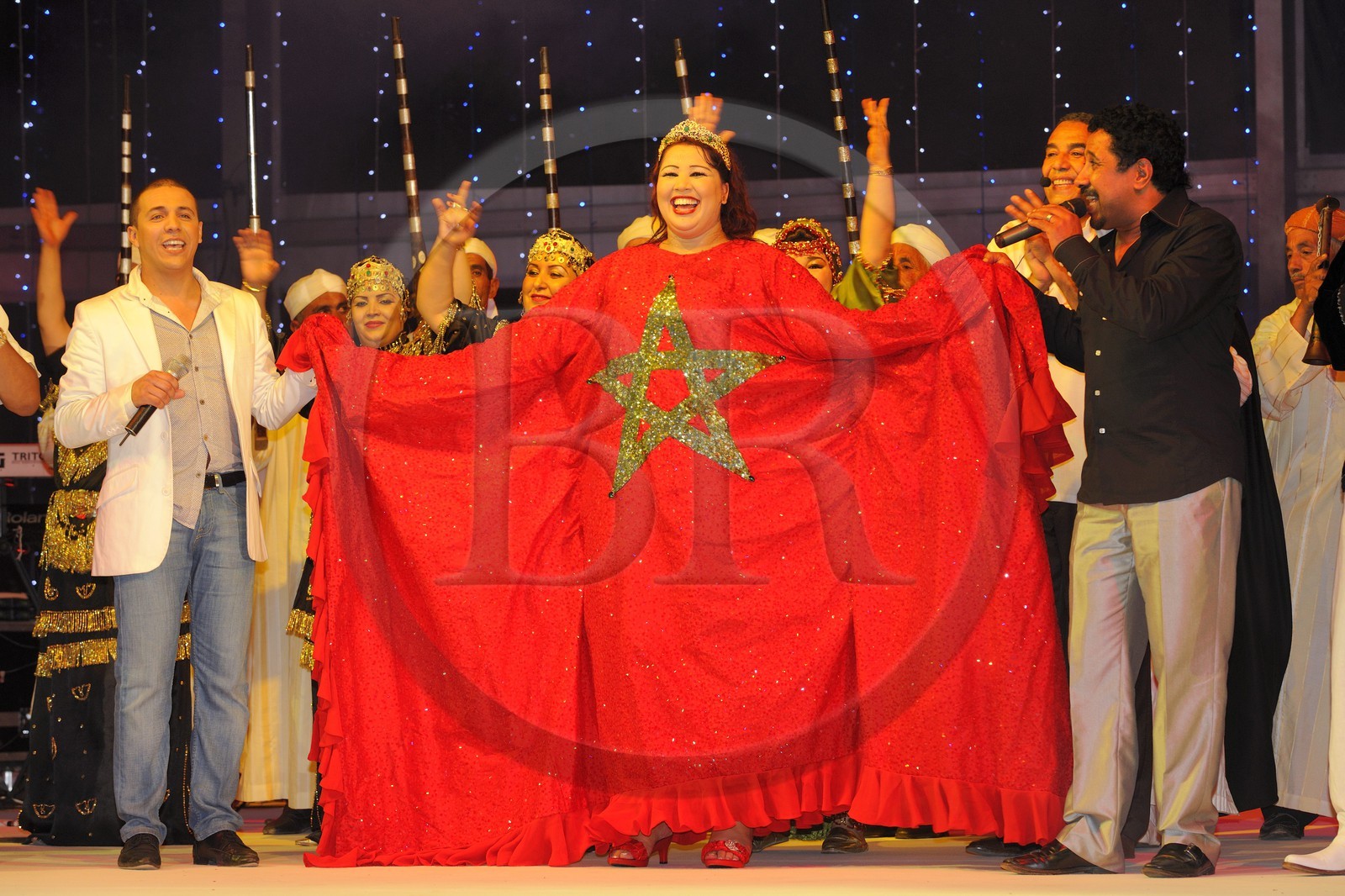 Maroc, région de l'Oriental, station balnéaire de Mediterrania Saïdia, soirée d'inauguration du 19 juin 2009, les chanteurs Faudel Belloua, Saïda Charaf et Cheb Khaled