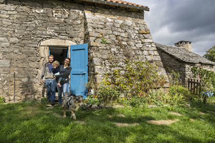 France, Aveyron, Nant, Marion Renoult and Romain Debord, new generation farmers from Larzac, at the Homs Aromatic Farm