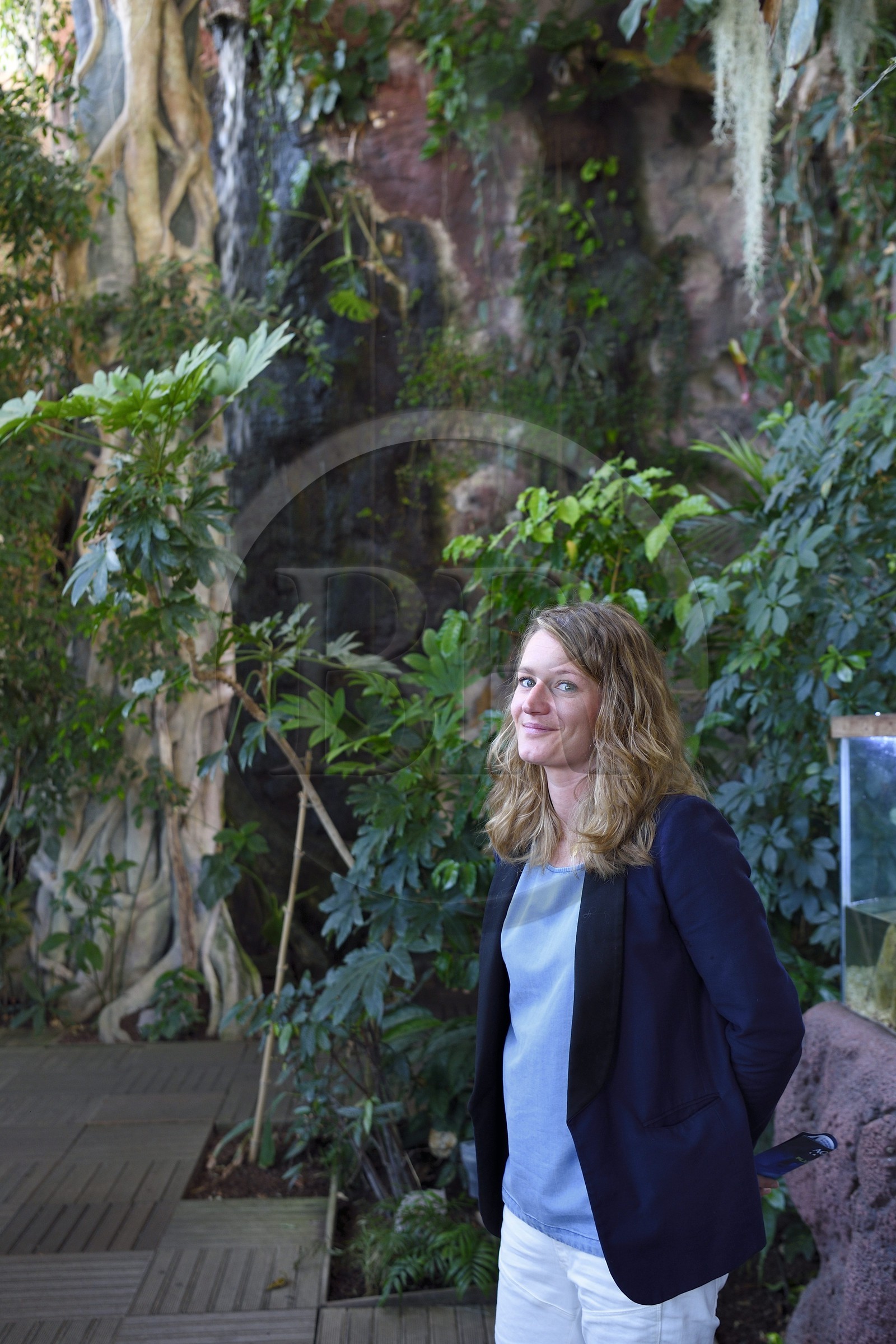 France, Charente-Maritime (17), La Rochelle, Ambre Bénier Coutant, Directrice Générale de l'Aquarium La Rochelle, Mention obligatoire, dans la serre tropicale France, Charente-Maritime (17), La Rochelle, Ambre Bénier Coutant, Directrice Générale de l'Aquarium La Rochelle, Mention obligatoire, dans la serre tropicale