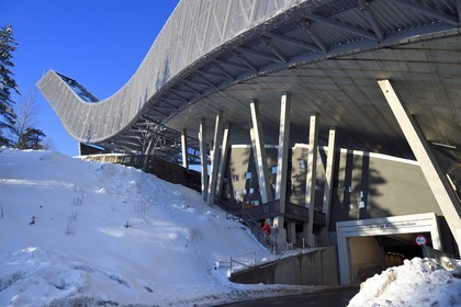Norvège, Oslo, quartier de Holmenkollen, le tremplin de saut à ski Holmenkollbakken qui abrite le musée du ski