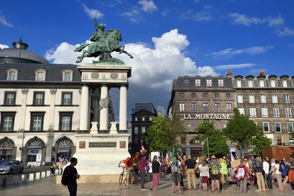 France, Puy de Dome, Clermont Ferrand, Place de Jaude, a major place for demonstrations in the city and the statue of Vercingétorix by sculptor Bartholdi, demonstration in solidarity with the homeless, in the background the headquarters of the newspaper La Montagne
