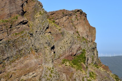 Portugal, Madeira Island, hikers on the Vereda do Areeiro hike between Pico Ruivo (1862m) and Pico Arieiro (1817m)