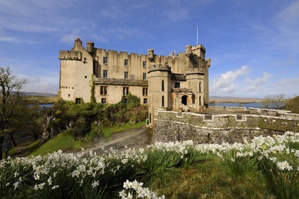 Royaume-Uni, Ecosse, région des Highlands, les Hébrides, île de Skye, château de Dunvegan du clan MacLeod