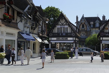 France, Calvados, Pays d'Auge, Deauville, luxury stores in the rue du Casino