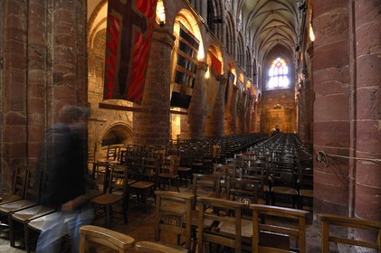 Royaume-Uni, Ecosse, Iles Orcades, Mainland, ville de Kirkwall, la cathédrale Saint-Magnus en grès rouge