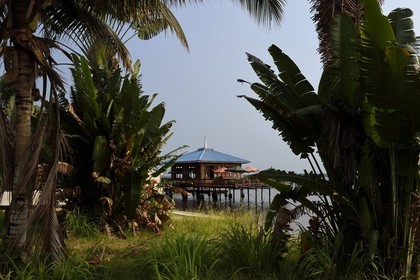 Gabon, province de Ogooué- Maritime, Omboué, petite ville située au bord de la lagune Fernan Vaz