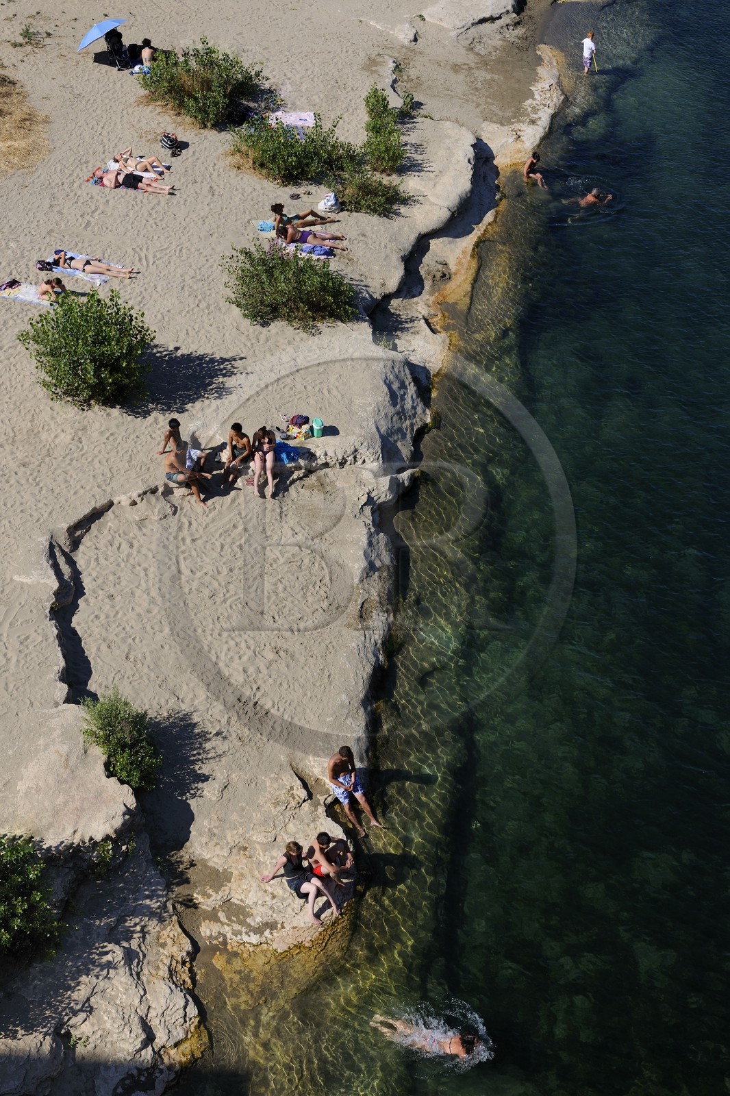 France, Gard (30), région du Pays d'Uzège, la rivière Gardon à Collias
