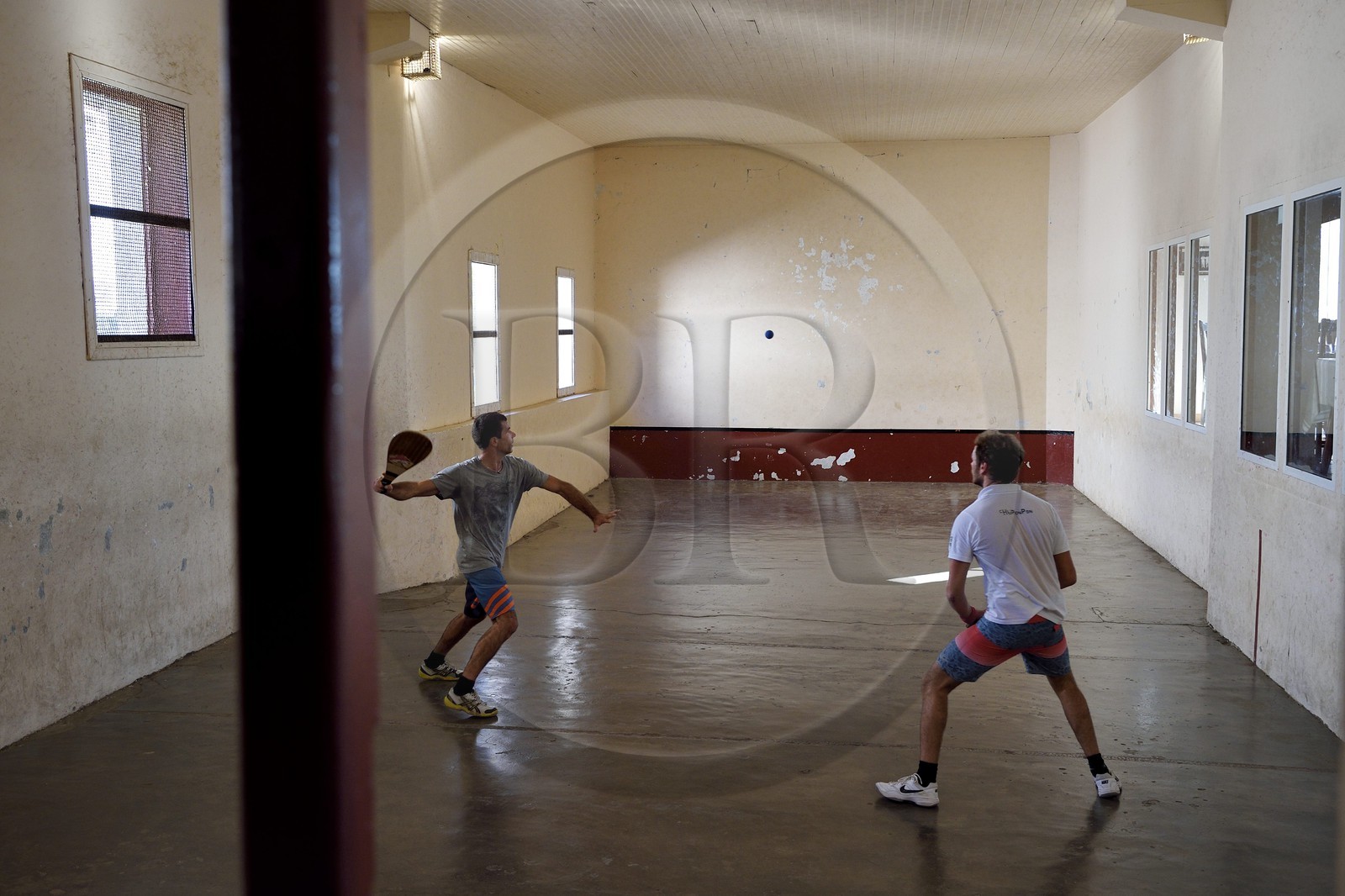 France, Pyrénées-Atlantiques (64), la côte du Pays-Basque, Bidart, la pala qui se joue au trinquet