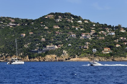 France, Var (83), Iles d'Hyères, Parc national de Port Cros, Ile du Levant, domaine naturiste d'Héliopolis