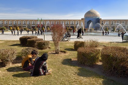 Iran, Isfahan Province, Isfahan, naghsh-i jahan square also known as Imam Khomeiny square, listed as World Heritage by UNESCO, the Sheikh Lotfollah Mosque