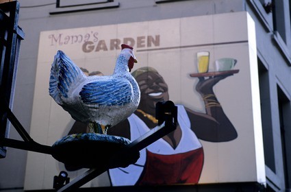 Belgique, Flandre, Anvers (Antwerpen), publicité pour une marque de bière