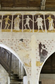 France, Côtes-d'Armor (22), Plouha, chapelle de Kermaria an Iskuit, fresque de la Danse macabre de la fin du XVème siècle