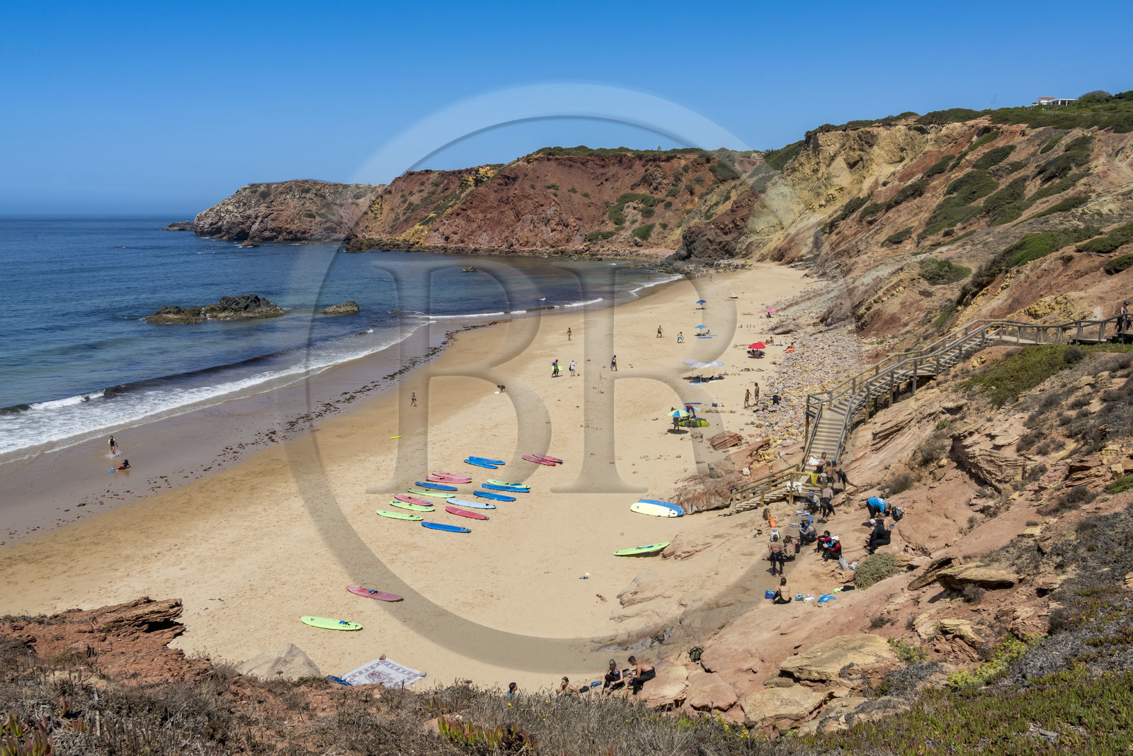 Portugal, Algarve, cote Atlantique Ouest, plage de surfeurs de Praia do Amado