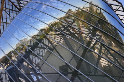 France, Paris, Louis Vuitton Foundation by architect Frank Gehry (a special authorization is required before publication)