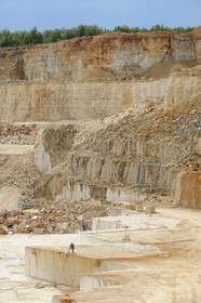 France, Côte d'Or (21), les carrières calcaires de Comblanchien