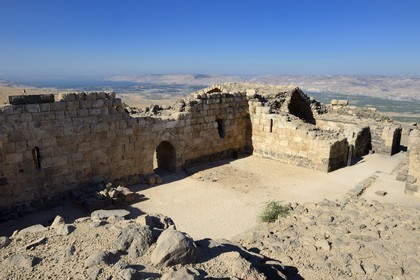 Israel, Northern District, Galilee, Belvoir Fortress is a Crusader fortress hold by the Knights Hospitaller between 1168 and 1189 overlooking the Jordan River valley, the central courtyard of the castle and the mountains of Jordan in the background