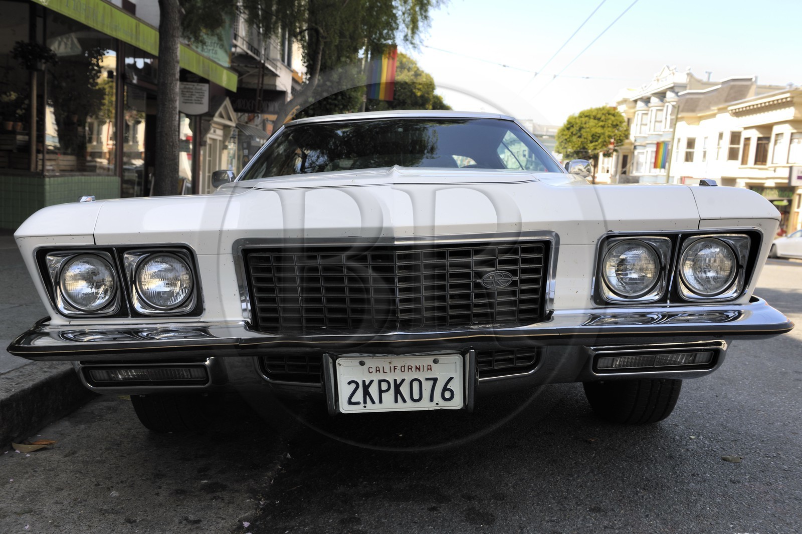 Etats-Unis, Californie, San Francisco, quartier Castro gay district, voiture des année 70