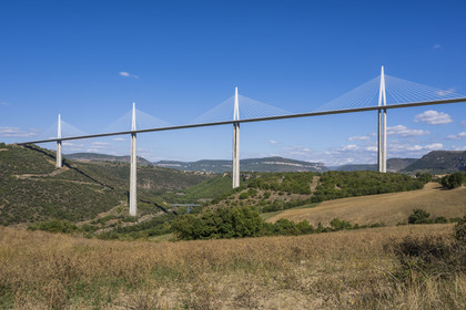 France, Aveyron, Grands Causses regional natural park, Millau, the Millau viaduct by architects Michel Virlogeux and Norman Foster, between the Causse du Larzac and the Causse de Sauveterre above the Tarn river