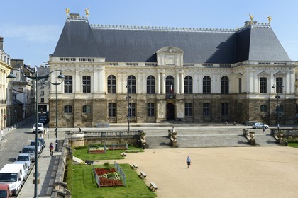 France, Ille-et-Vilaine (35), Rennes, place du Parlement de Bretagne, le Palais du parlement de Bretagne aujourd'hui cour d'appel de Rennes