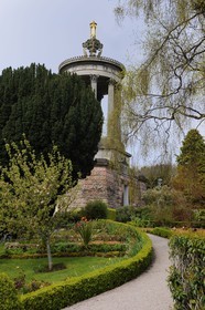 Royaume-Uni, Ecosse, Ayrshire, Ayr, Alloway village natal de Robert Burns, le Burns Monument à la gloire du poète