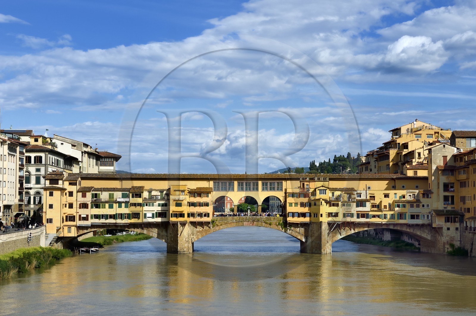 Italie, Toscane, Florence, centre historique classé Patrimoine Mondial de l'UNESCO, le Ponte Vecchio sur l'Arno