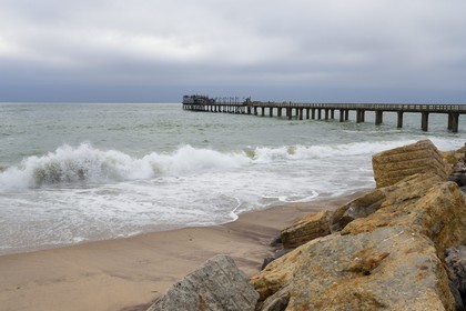 Namibie, région de Erongo, la station balnéaire de Swakopmund fondée en 1892 par des colons allemands, la jetée