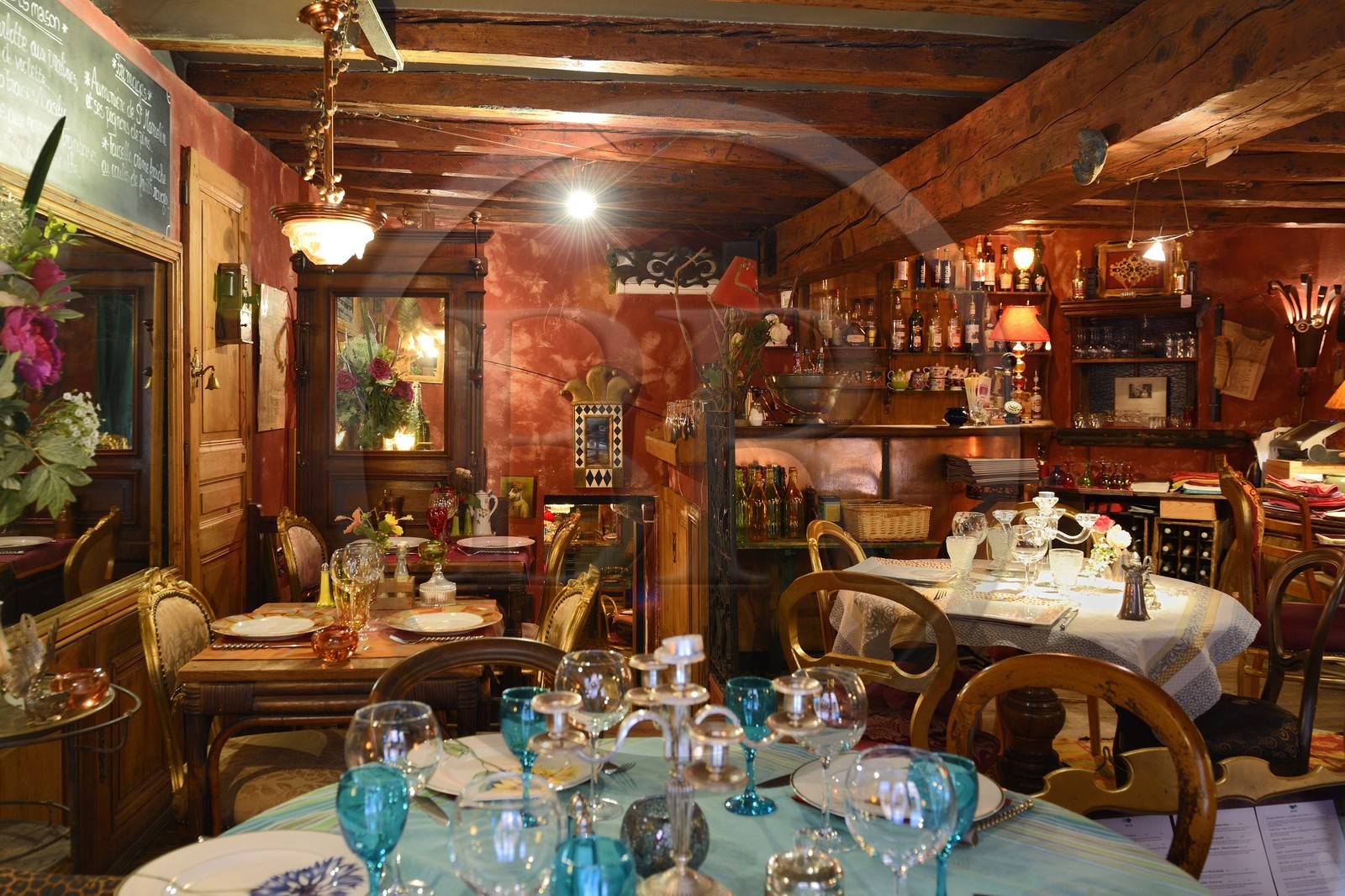 France, Rhône (69), Lyon, site historique classé Patrimoine Mondial de l'UNESCO, Vieux Lyon, le restaurant La Nef des Fous dans la rue du Boeuf