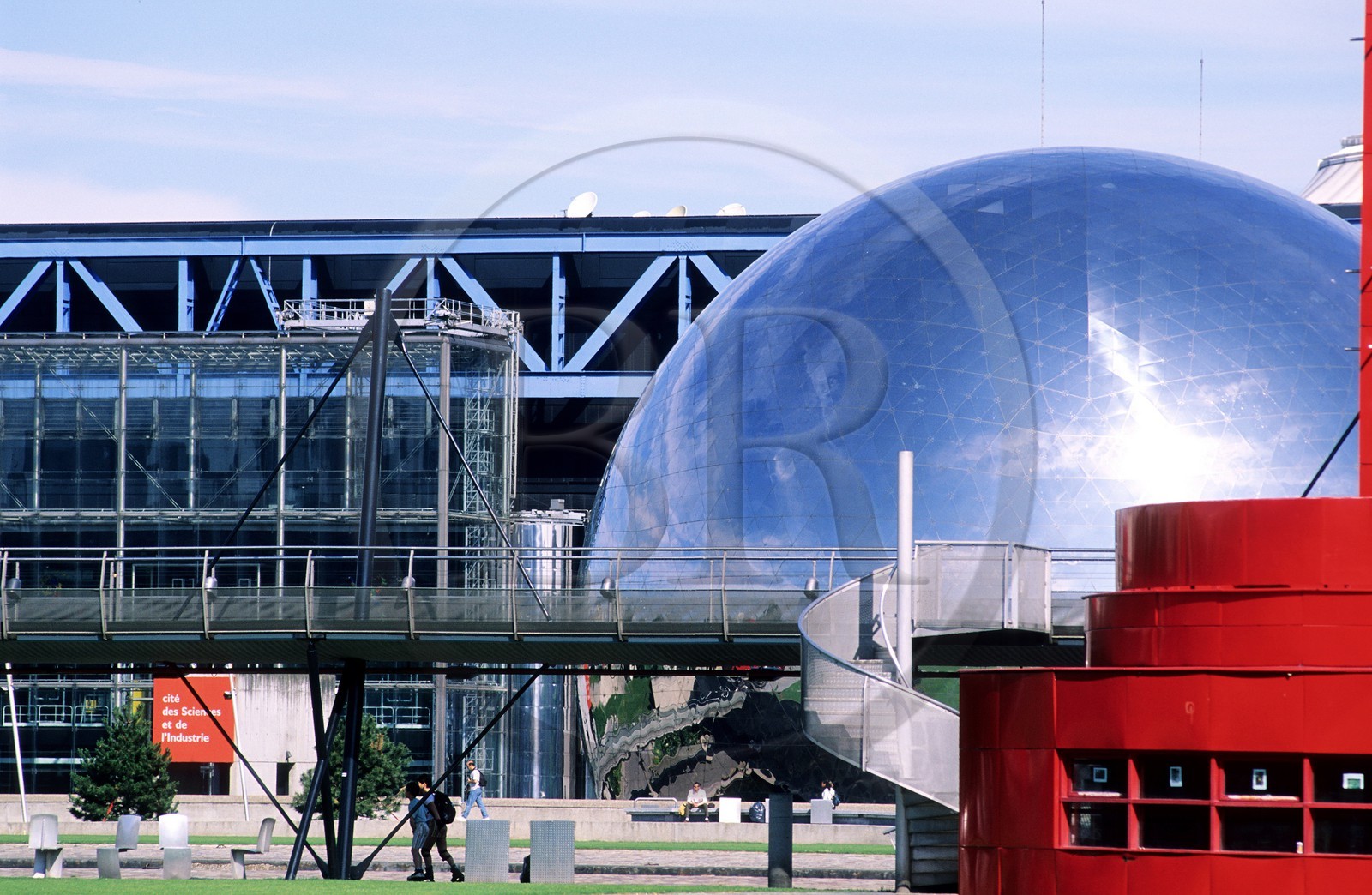France, Paris (75), 19ème arr, la Géode à la Cité des Sciences et de l'Industrie dans le parc de La Villette
