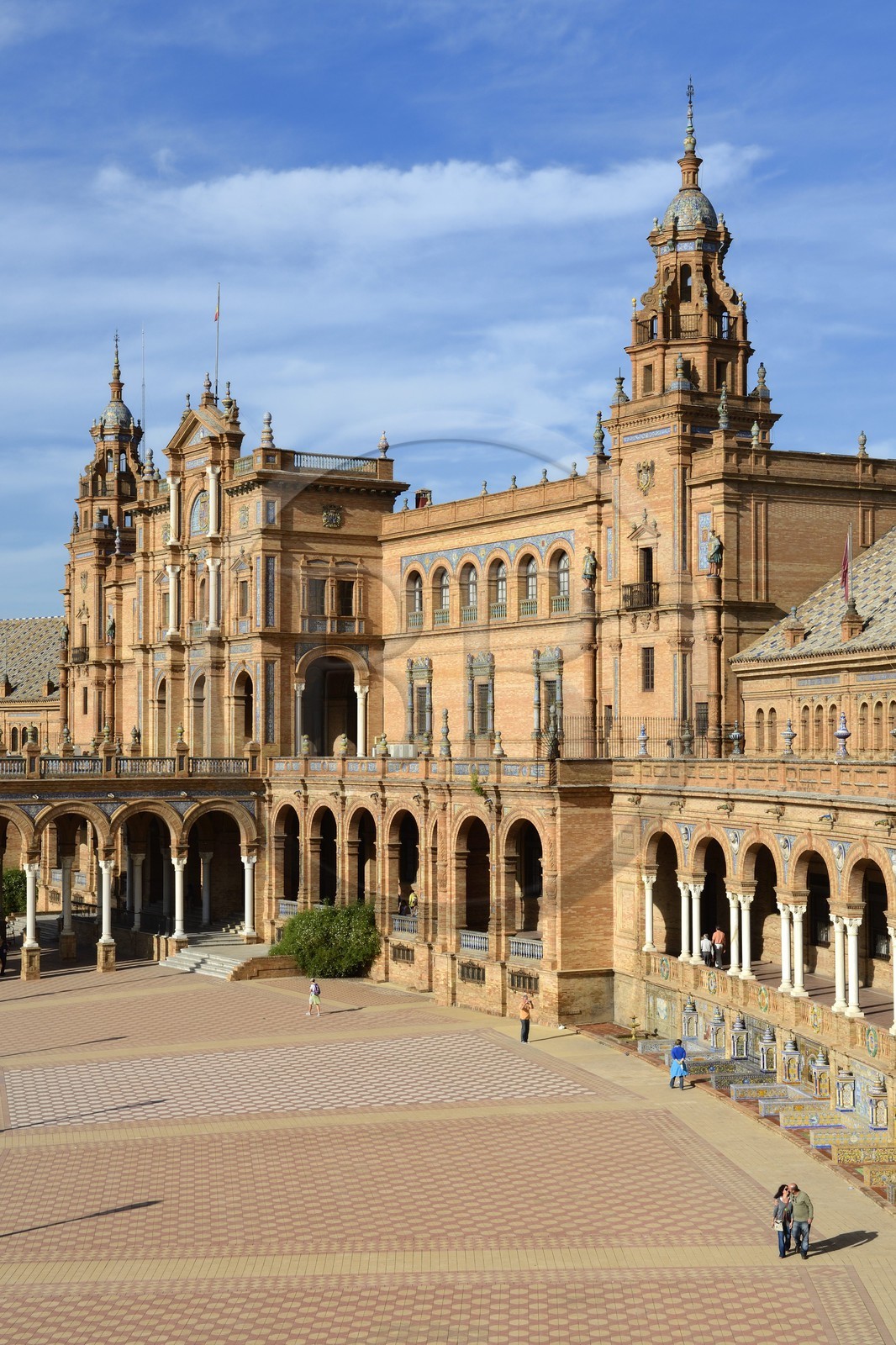 Espagne, Andalousie, Séville, Parque de Maria Luisa, Plaza de Espana (Place d' Espagne) construite pour l'Exposition ibéro-américaine de 1929