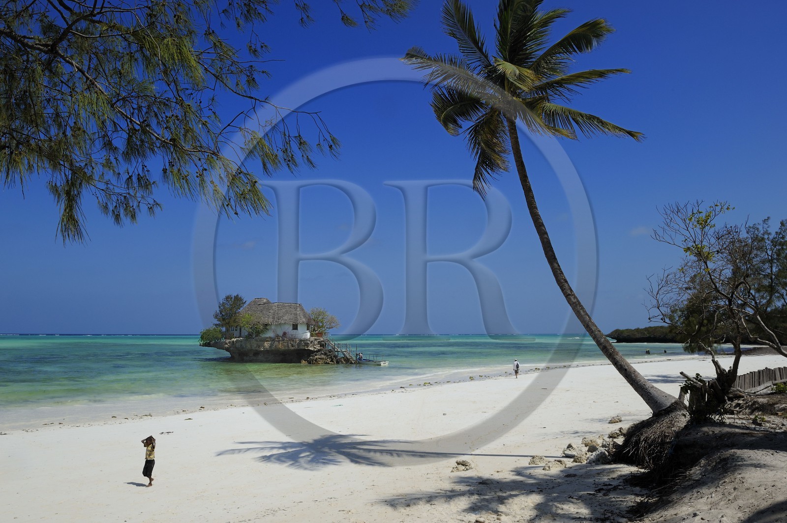 Tanzania, Zanzibar Archipelago, Unguja island (Zanzibar), east coast, The Rock restaurant perched on an small island at Pingwe