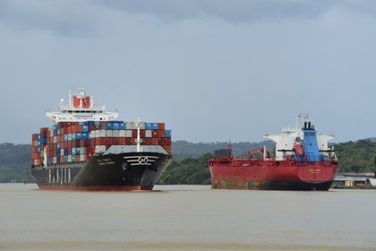 Panama, Panama Canal at Gamboa, Korean Panamax container cargo