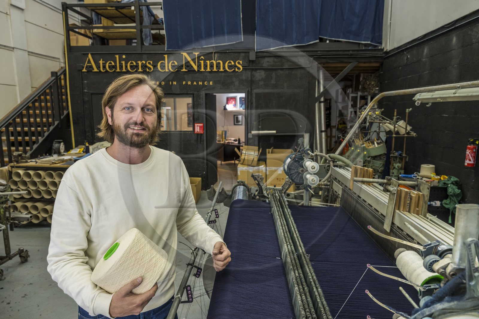 France, Gard (30), Nimes, Guillaume Sagot, fondateur de l’Atelier de Nîmes qui a relancé la fabrication de toiles de jean traditionnelles