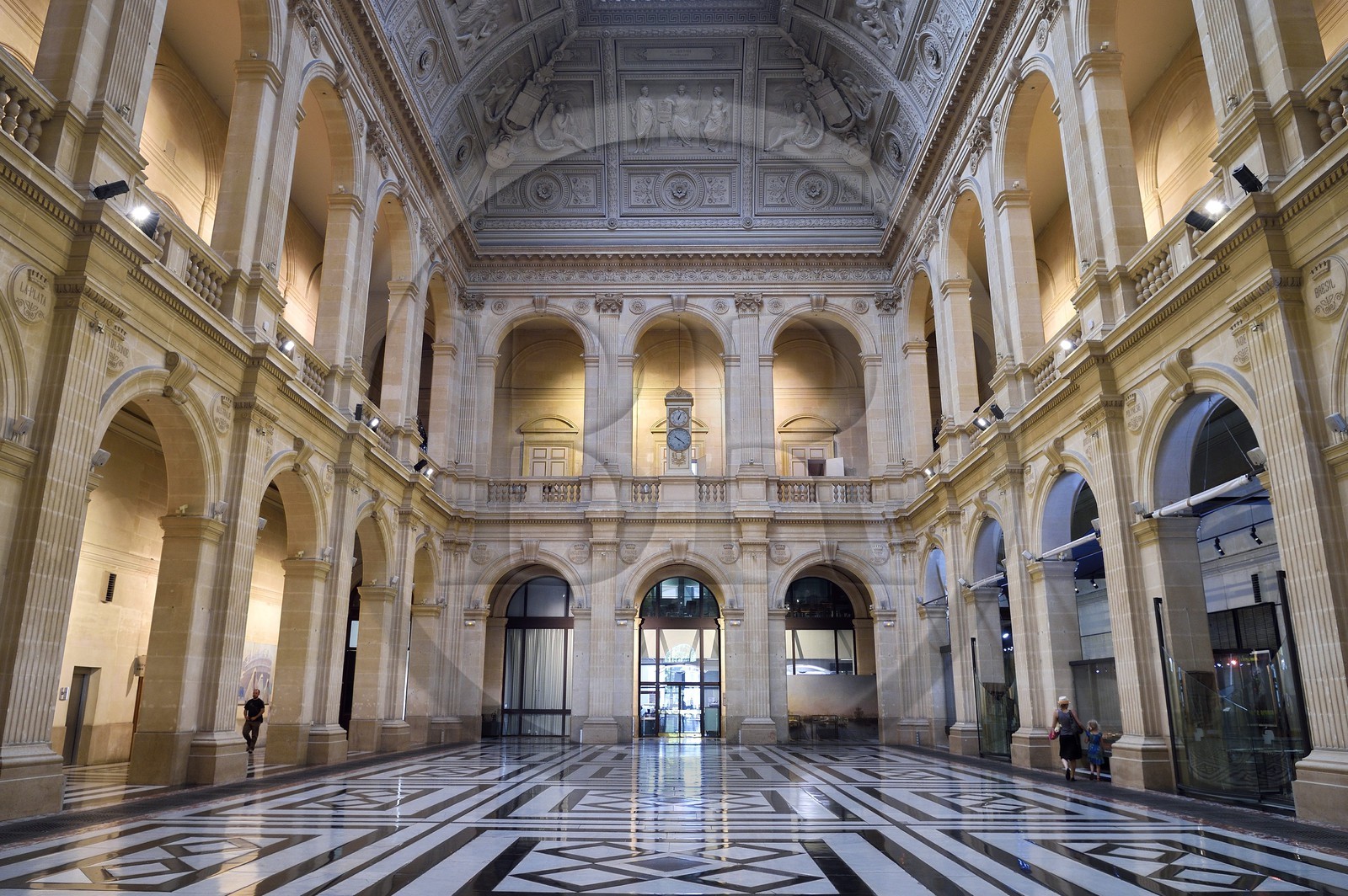 France, Bouches-du-Rhône (13), Marseille, quartier La Canebière, palais de la Bourse, chambre de commerce et musée de la Marine