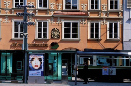 Autriche, Styrie, Graz, centre historique classé Patrimoine Mondial de l'UNESCO, Maison décorée dans la (rue) Herrengasse