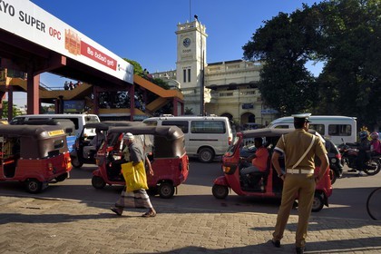 Sri Lanka, Colombo, gare de Maradana