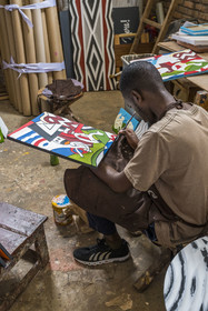 Rwanda, Eastern Province, Imigongo Art Center, Coffee shop and sale of organic vegetables on the road to Kayonza, production of paintings by young artists