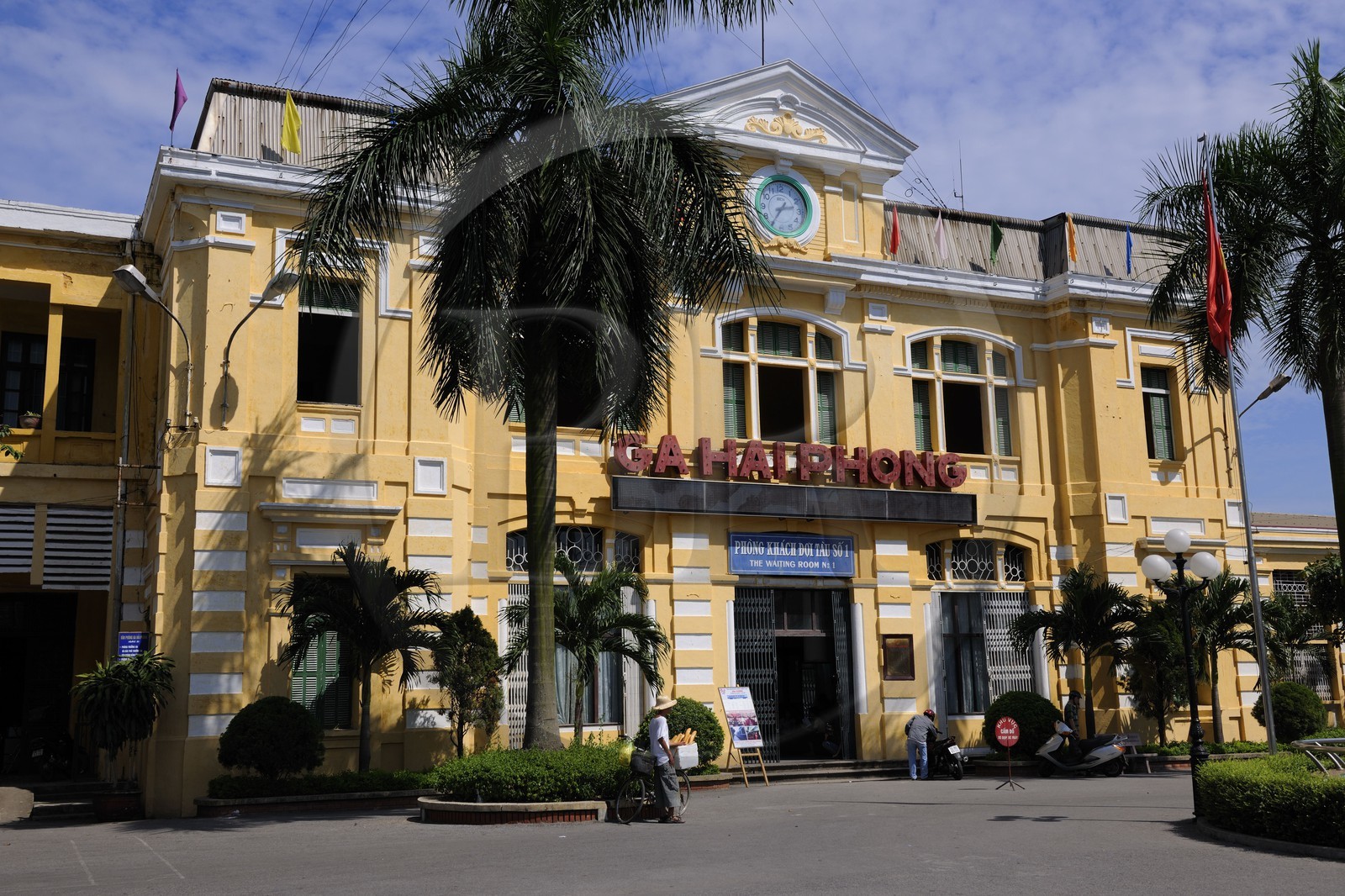 Vietnam, Haiphong, la gare de l'époque coloniale