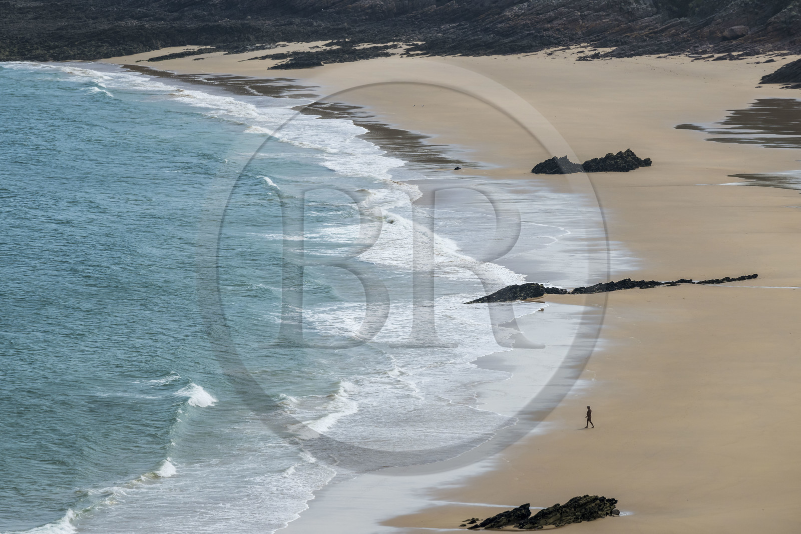 France, Côtes d'Armor (22), Grand Site de France Cap d'Erquy – Cap Fréhel, Erquy, plage (naturiste) de Lourtouais à l'Est du Cap d'Erquy